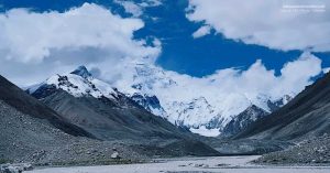 The river’s erosion raises Everest